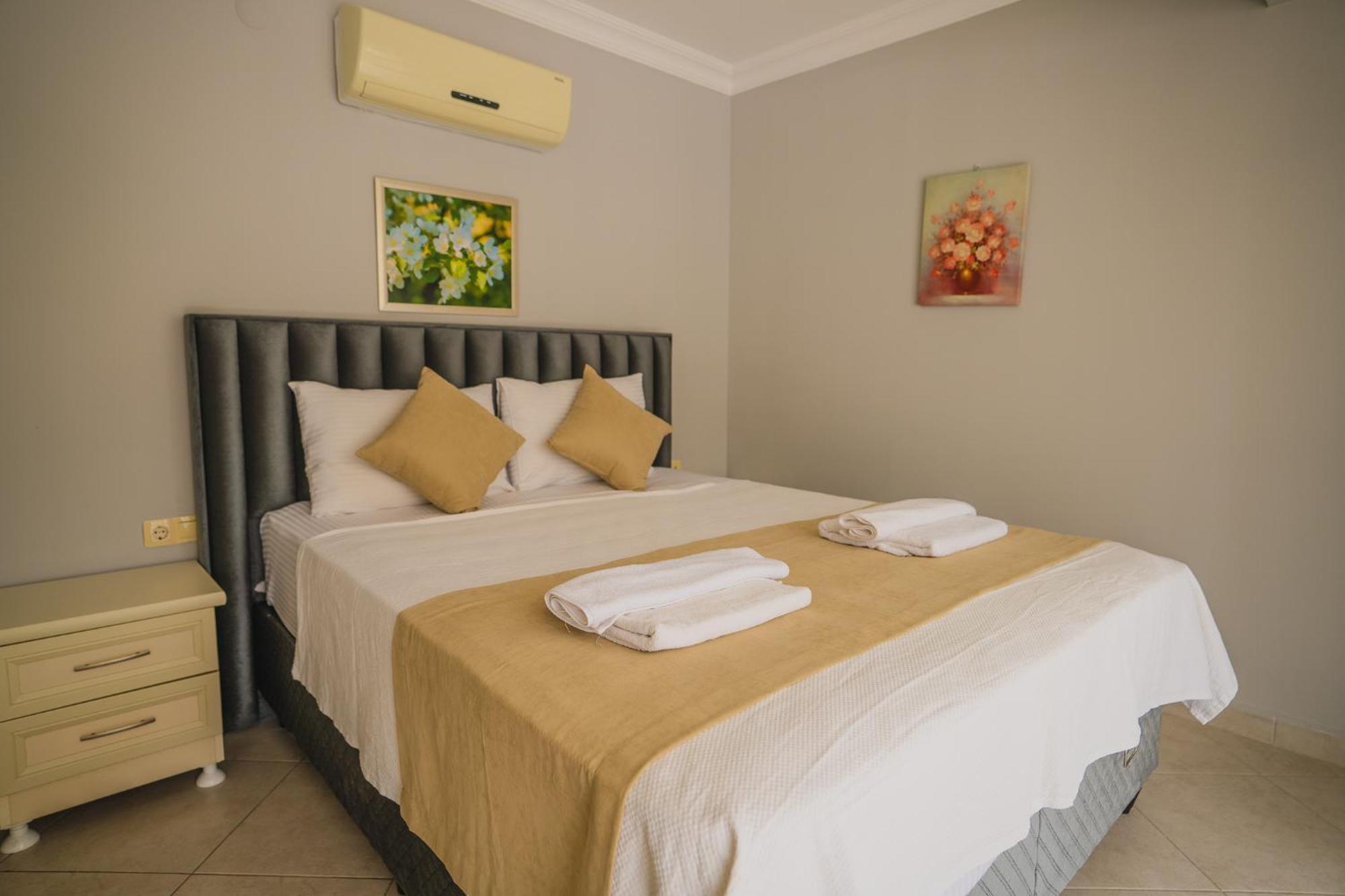 Sunset Club Aqua Lettings Apart Otel
