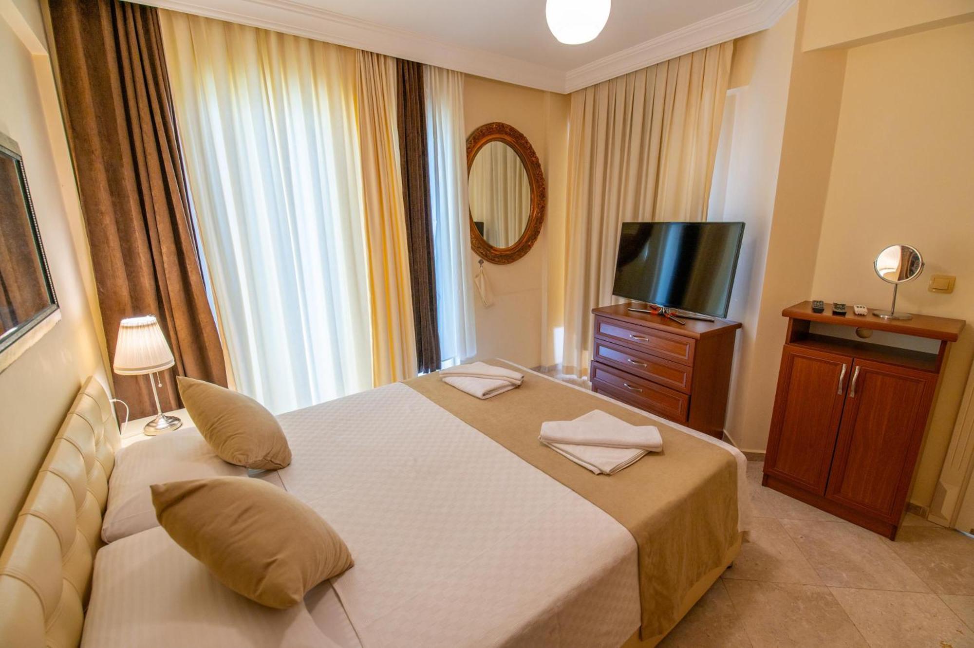 Sunset Club Aqua Lettings Apart Otel