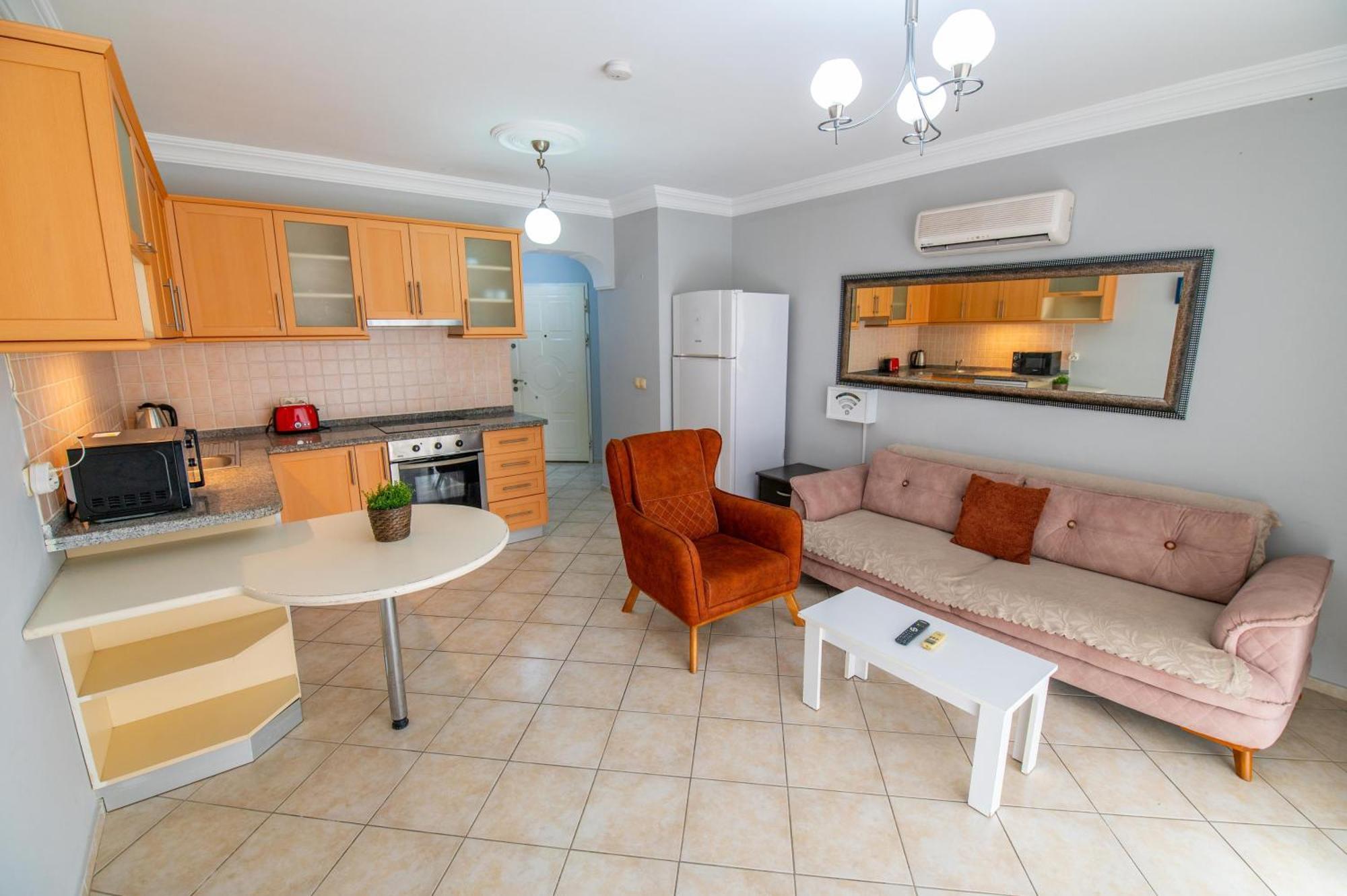 Apart Otel Sunset Club Aqua Lettings