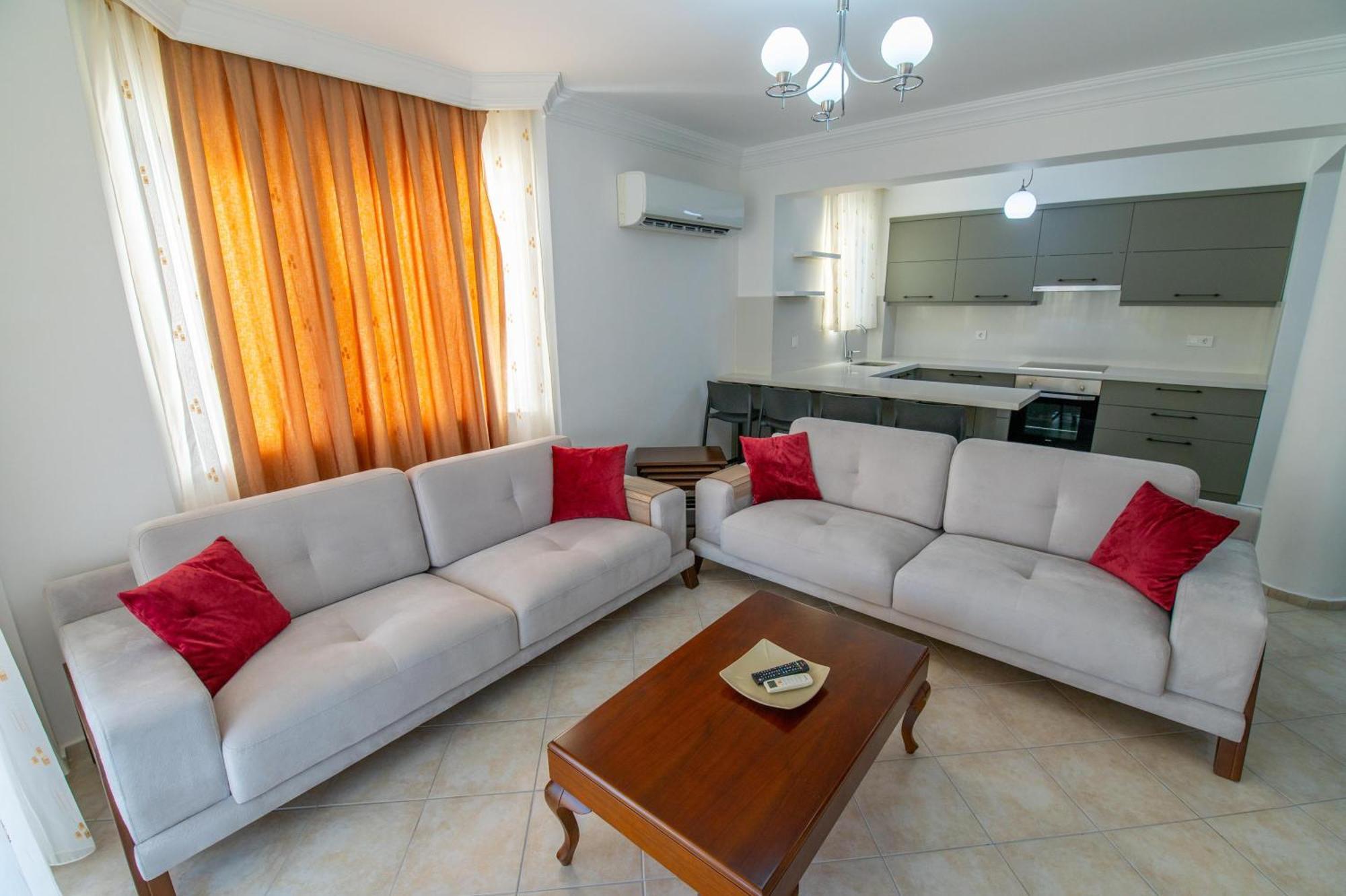 Sunset Club Aqua Lettings Apart Otel